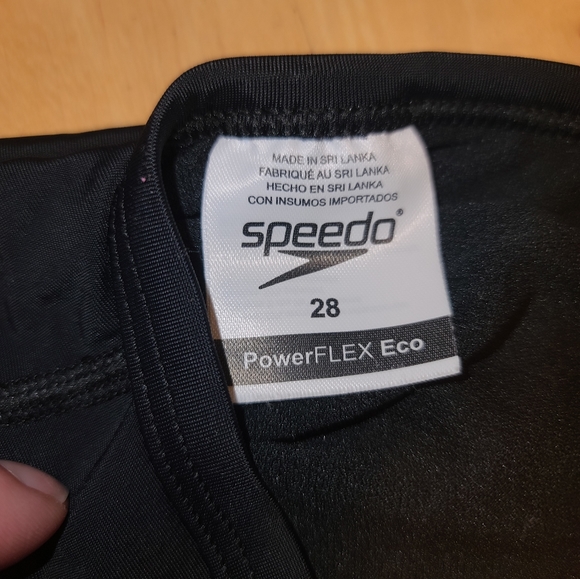 Speedo - Picture 3 of 5